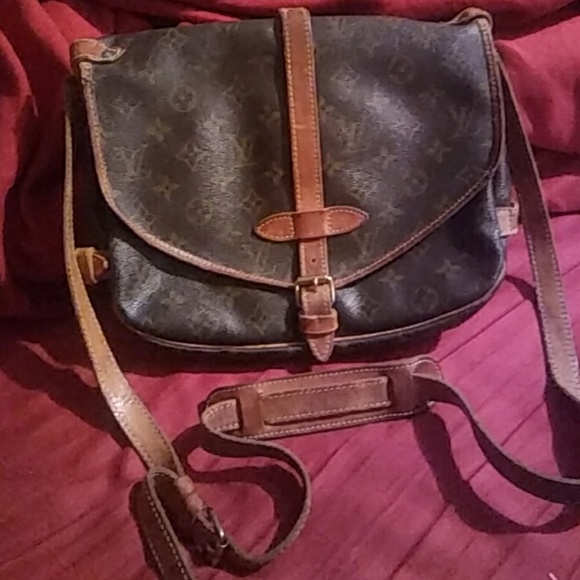 Louis Vuitton Handbags - MONOGRAM SAUMUR LOUIS VUITTON  AUTHENTIC